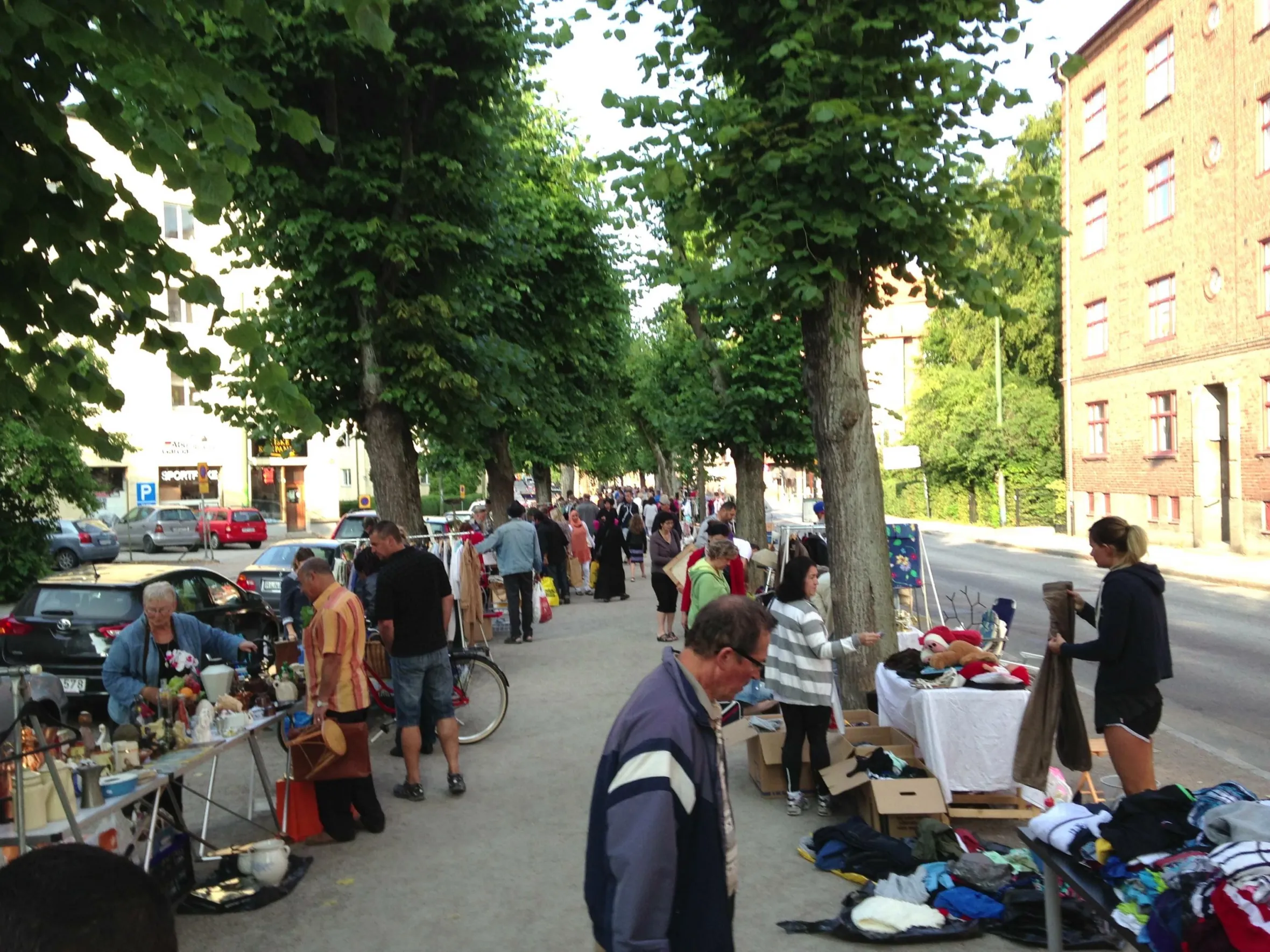 Flea market at Södra Esplanaden
