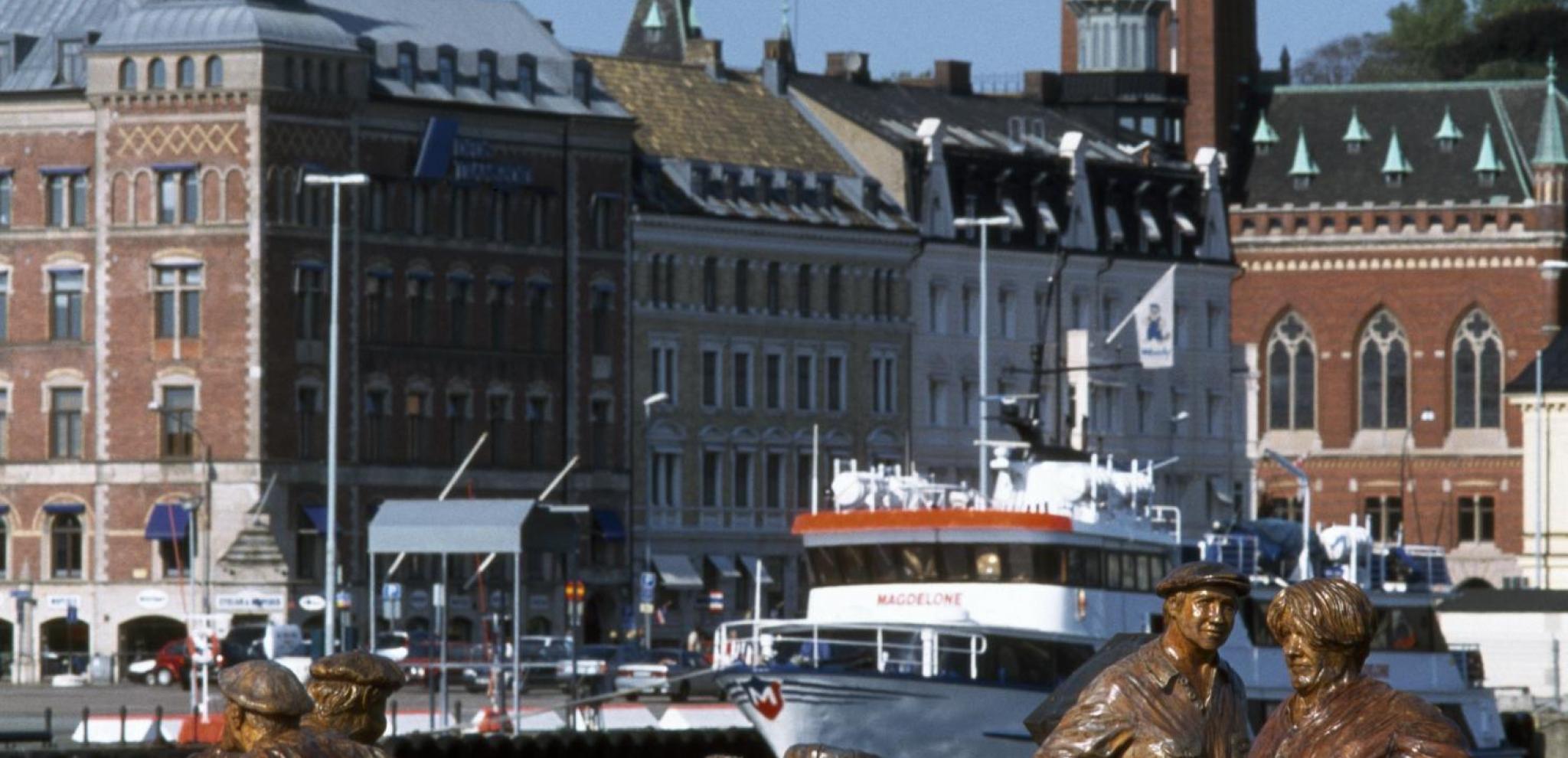 Helsingborg harbour © Bernard Grilly