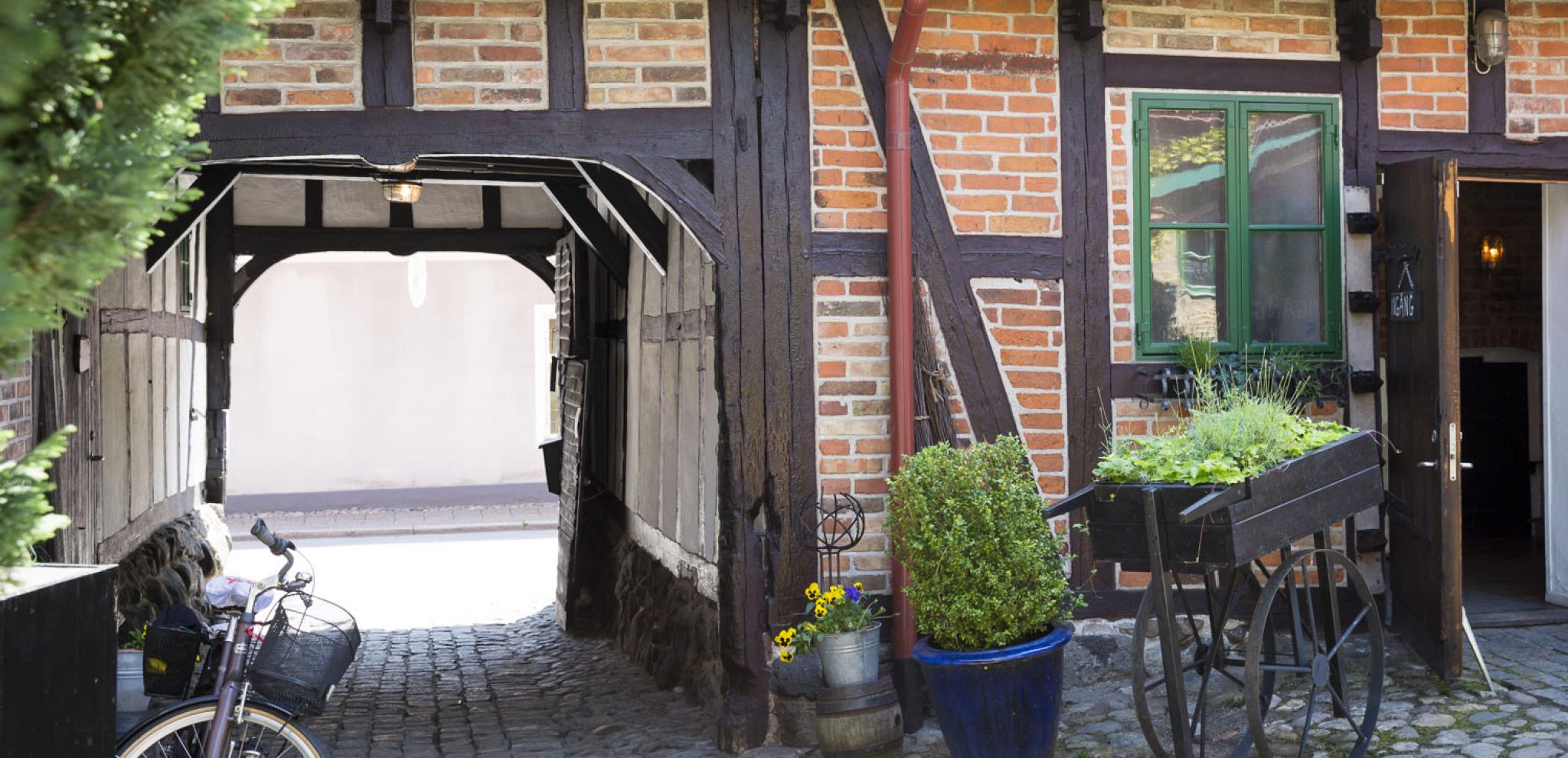 Courtyard in Ystad © carolina romare