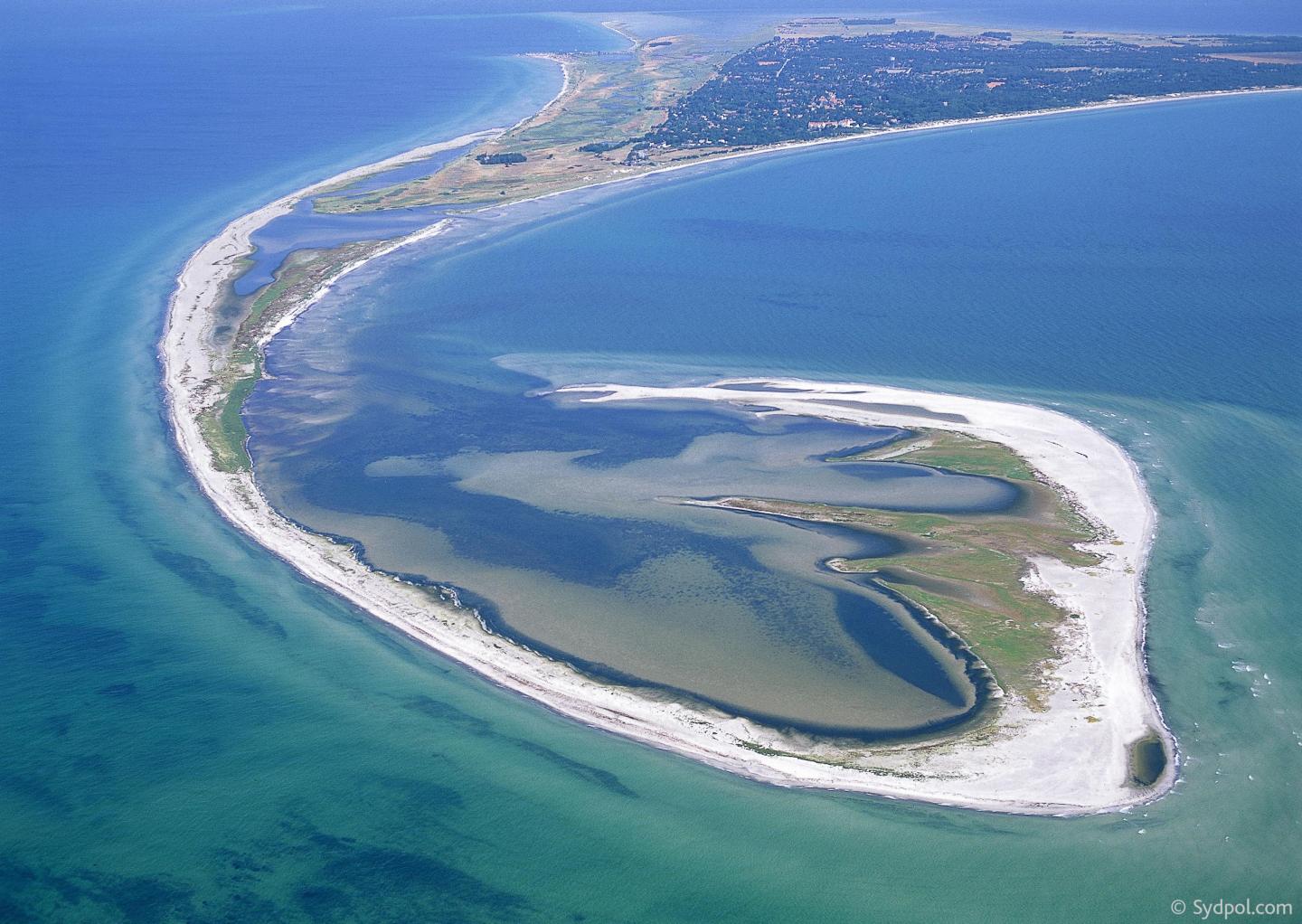 Aerial view over the Måkläppen peninsula.