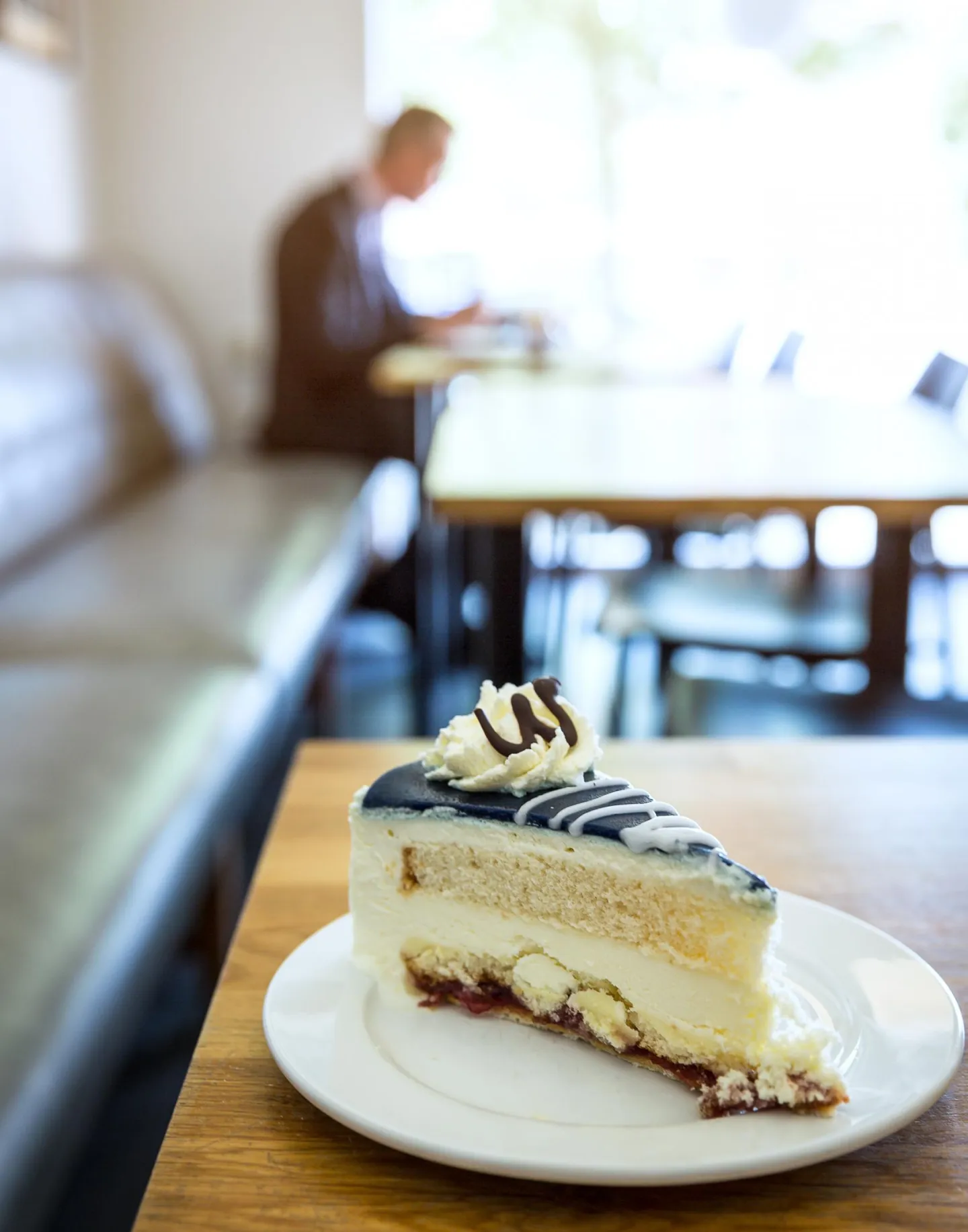 Ein Stück "Wallandertorte" in einem Café in Ystad.