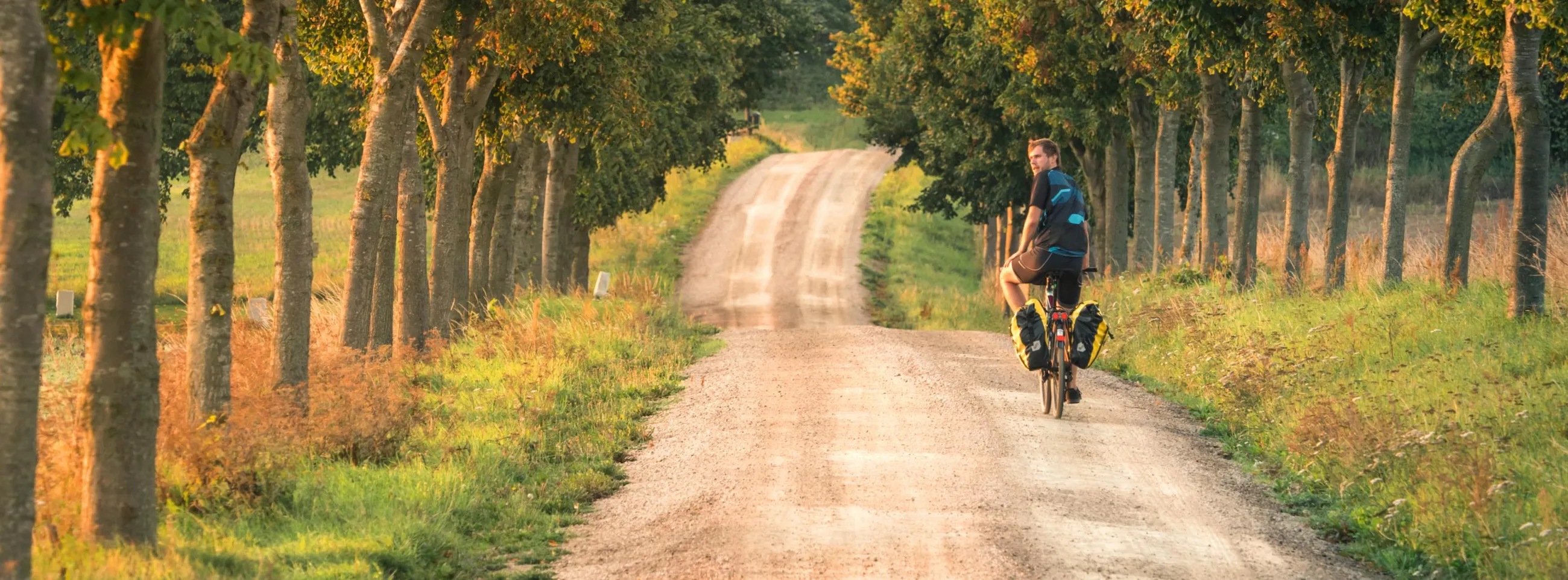 Biking on Sydostleden