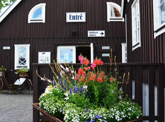 The entrance